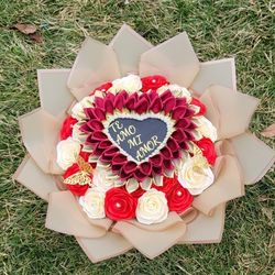 Eternal Bouquets/rosas echas  de Liston 