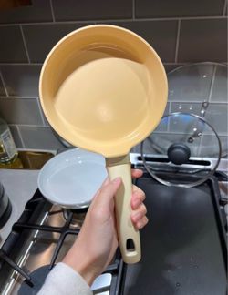Mini egg frying pan