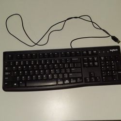 Logitech wired Keyboard 