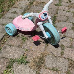 Kids Mini Mouse tricycle 