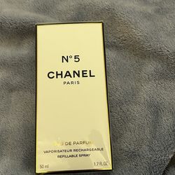 Chanel perfume