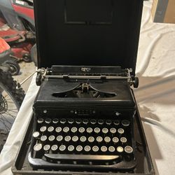 Antique Typewriters