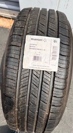 Single (1) 205 55 16 Michelin Defender T&H tire