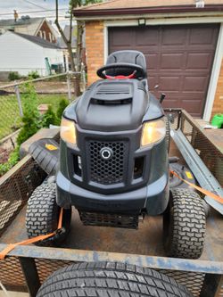 Riding lawn mower
