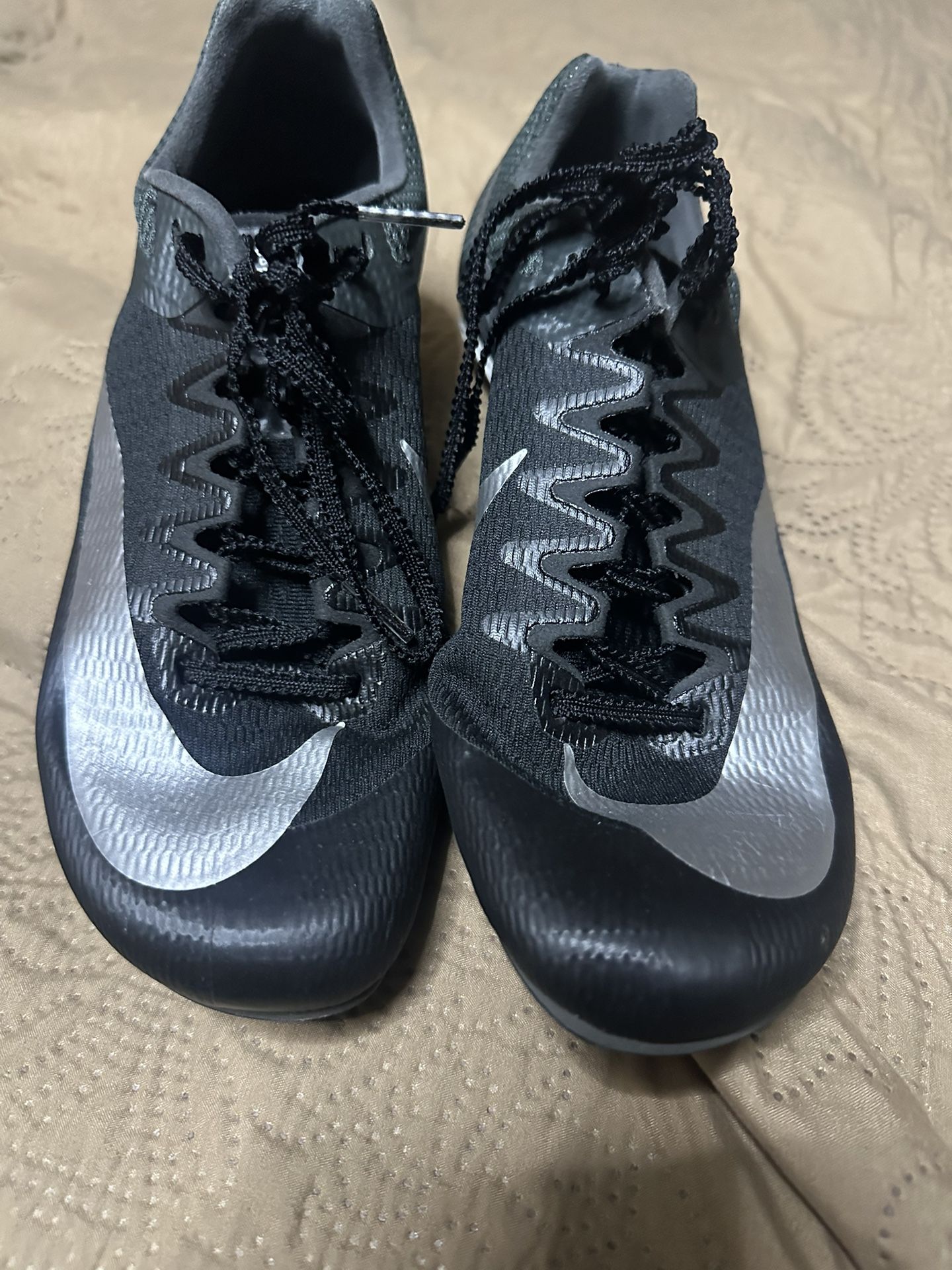 Track And Filed Spikes