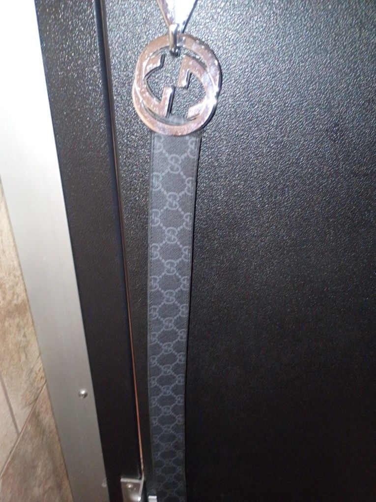 REAL Mens Gucci Belt
