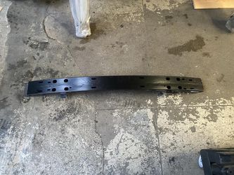 2005-2010 CHRYSLER 300, 2008-2010 CHALLENGER, 2006-2010 CHARGER, 2005-2008 MAGNUM, BLACK, STEEL FRONT BUMPER REINFORCEMENT