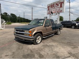 1997 CHEVY SILVERADO IN FOR PARTS!