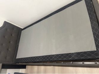 Twin bed with frame