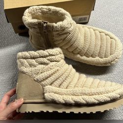 UGG Classic Mini Chunky Knit Boots NWOT