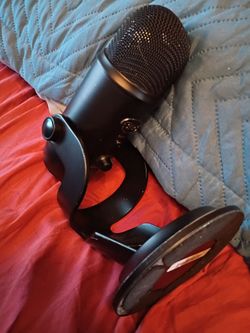 Blue yeti microphone