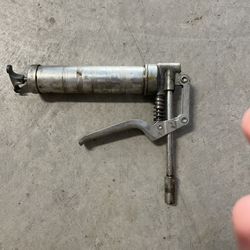 Grease Gun 
