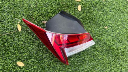 2021 2022 2023 2024 2025 Hyundai Elantra Left Tail Light OEM