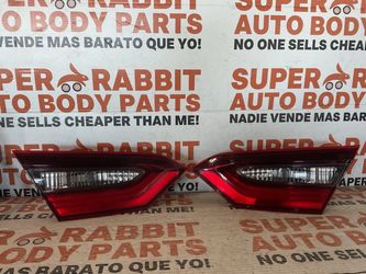 2018 Camry Tail light Inner PAIR Halogen 🐰BEST PRICE🐰 2024