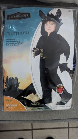 Toothless costume from How to Train Your Dragon, 3T4T