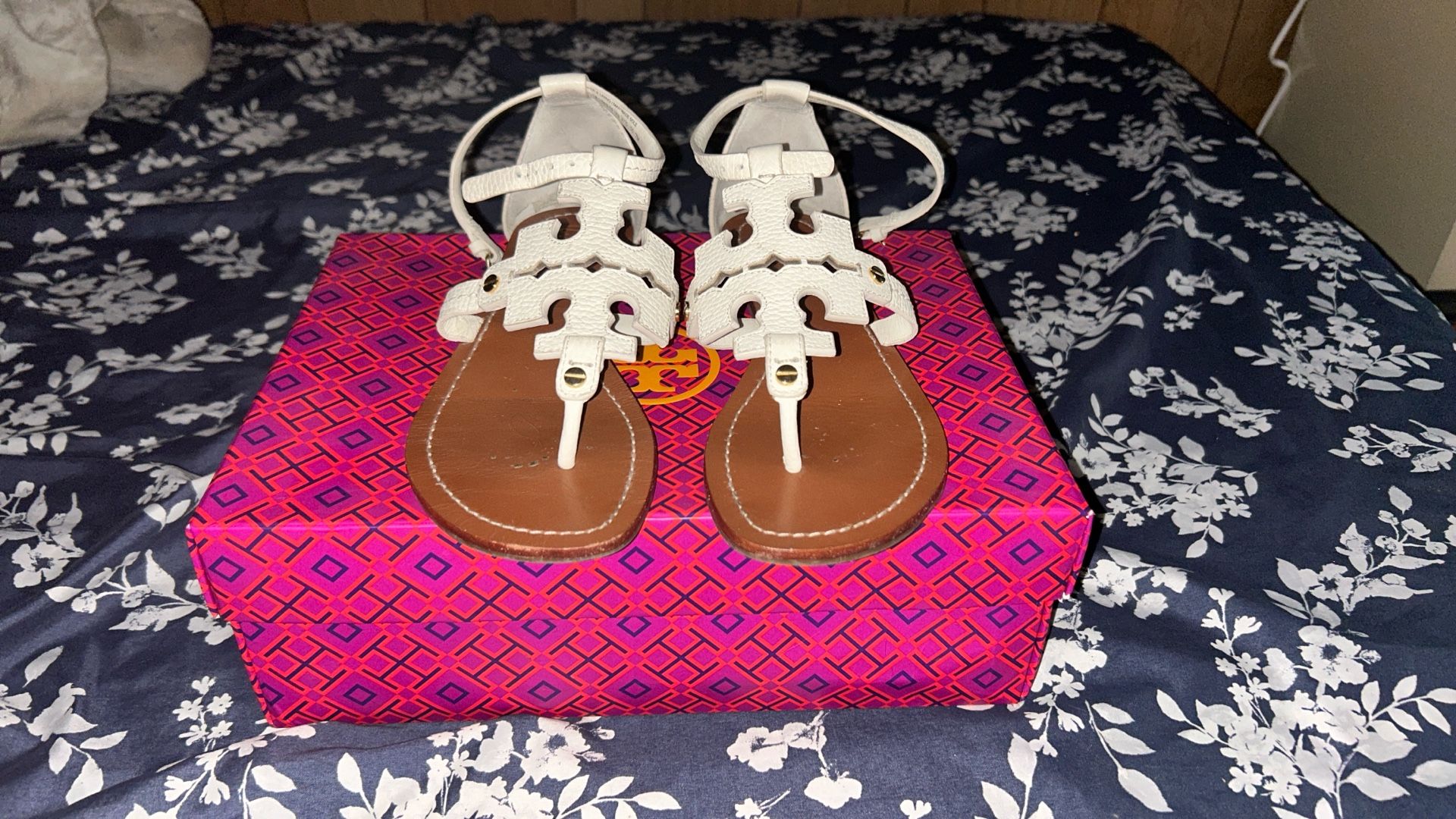 Tory Burch Ivory Phoebe Flat Thong