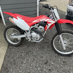 Honda Crf 250f Dirt Bike 