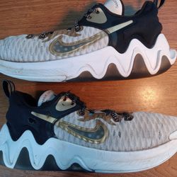 Nike Men's Basketball Shoes Sz 11.5