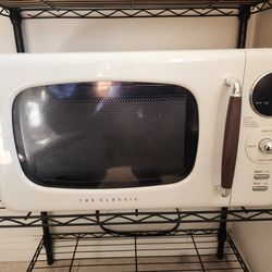 ZERON 700W Retro Microwave