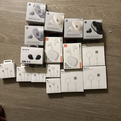 Headphone And Apple Watch Charger Bundle