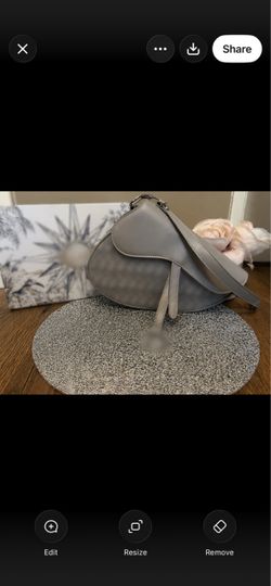Woman’s Shoulder Bag