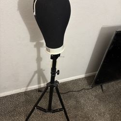 Wig Holder 