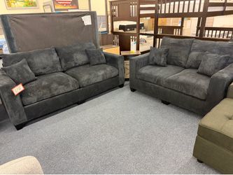 Sofa and love seat 2pc set
