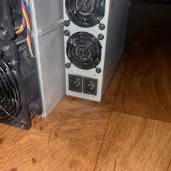 Antminer s19 Pro