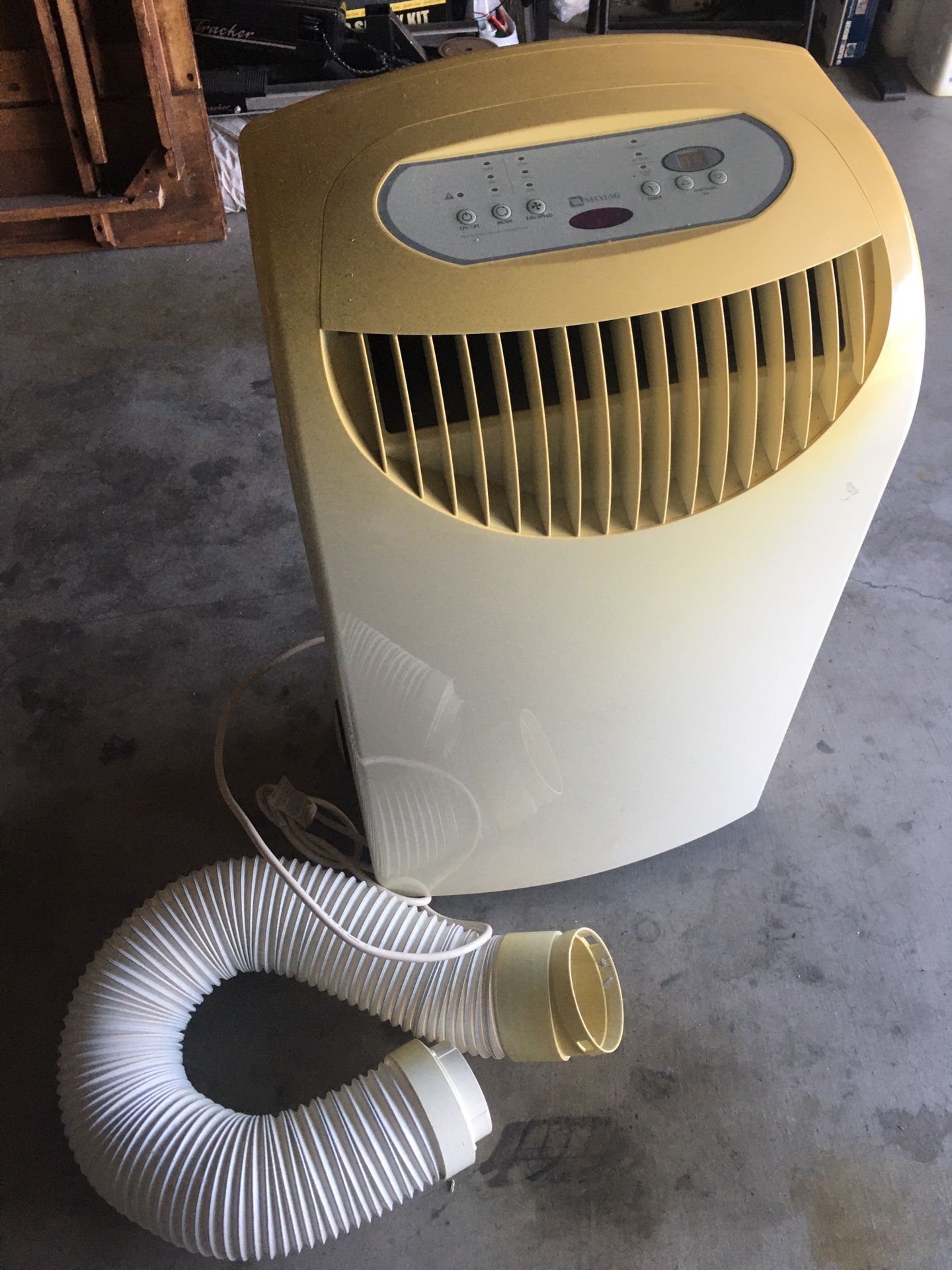 Black And Decker Portable Air Conditioner 8,000 BTU for Sale in Sunnyvale,  CA - OfferUp