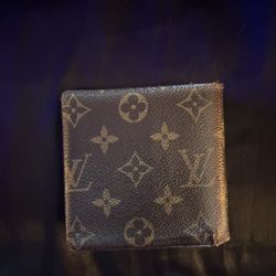 LV Wallet