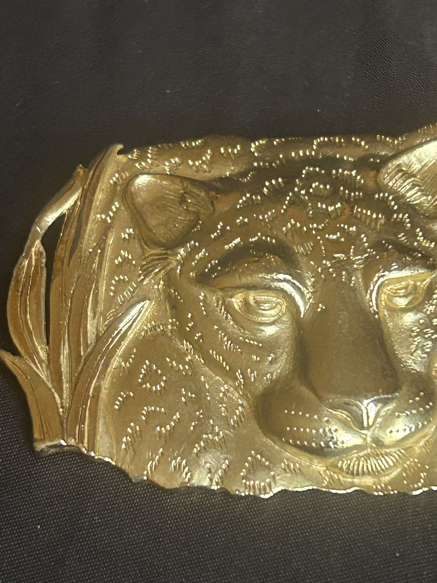 CUTE PARK LANE BROOCH