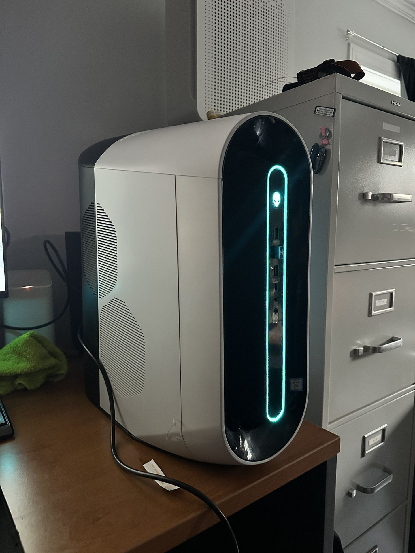 Alienware Autora R9