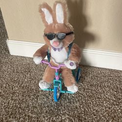 Adorable Easter Bunny - Pedals Back and Forth 