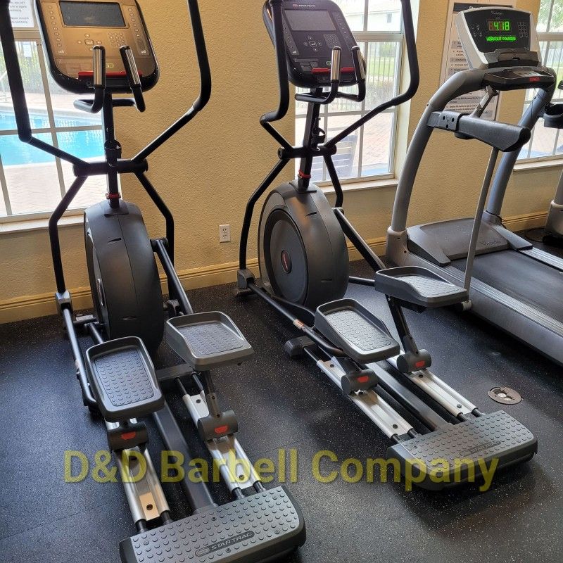 NEW Star Trac Commercial Elliptical Cross Trainer. Other Commercial Gym Equipment Available