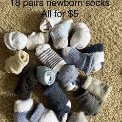 18 Pairs Newborn Socks