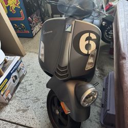 Vespa Racing Edition