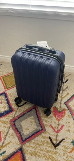 Luggage/suitcase 21.7"x13.8"x8.7"