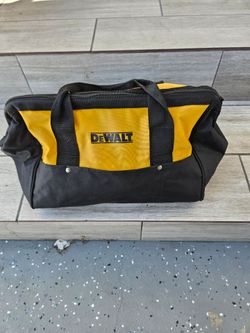 Dewalt tool bag 20x12