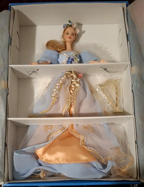 Harpist Angel Barbie