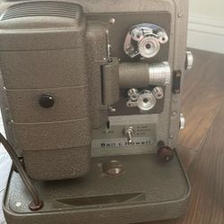 Bell And Howell Vintage 8mm Projector  WORKS