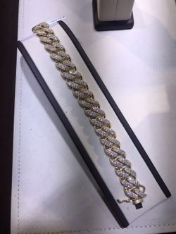 men’s Gold And Diamond Cuban