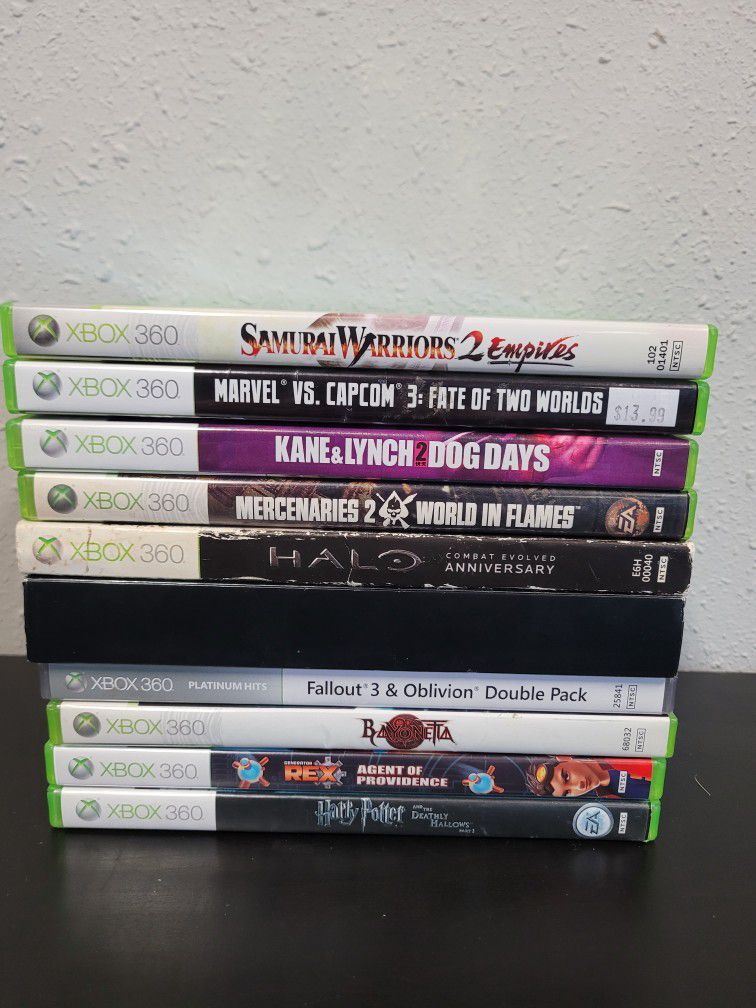 Xbox 360 Video Game Bundle