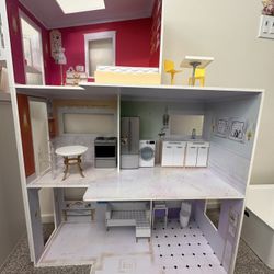 Rainbow High Townhouse Dollhouse