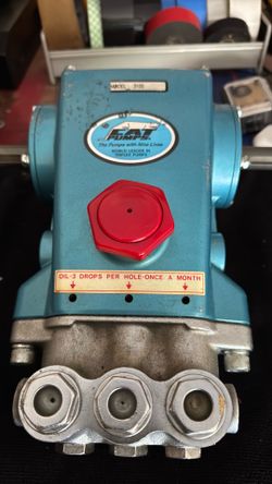 Cat pump car wash pressure  cleaning .