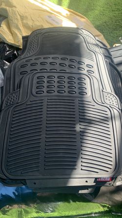 All weather floor mats MOTORTREND new $10-$20/TAPETES HULE GRUESO NUEVOS