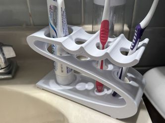 3D Printed Tooth Brush Holder