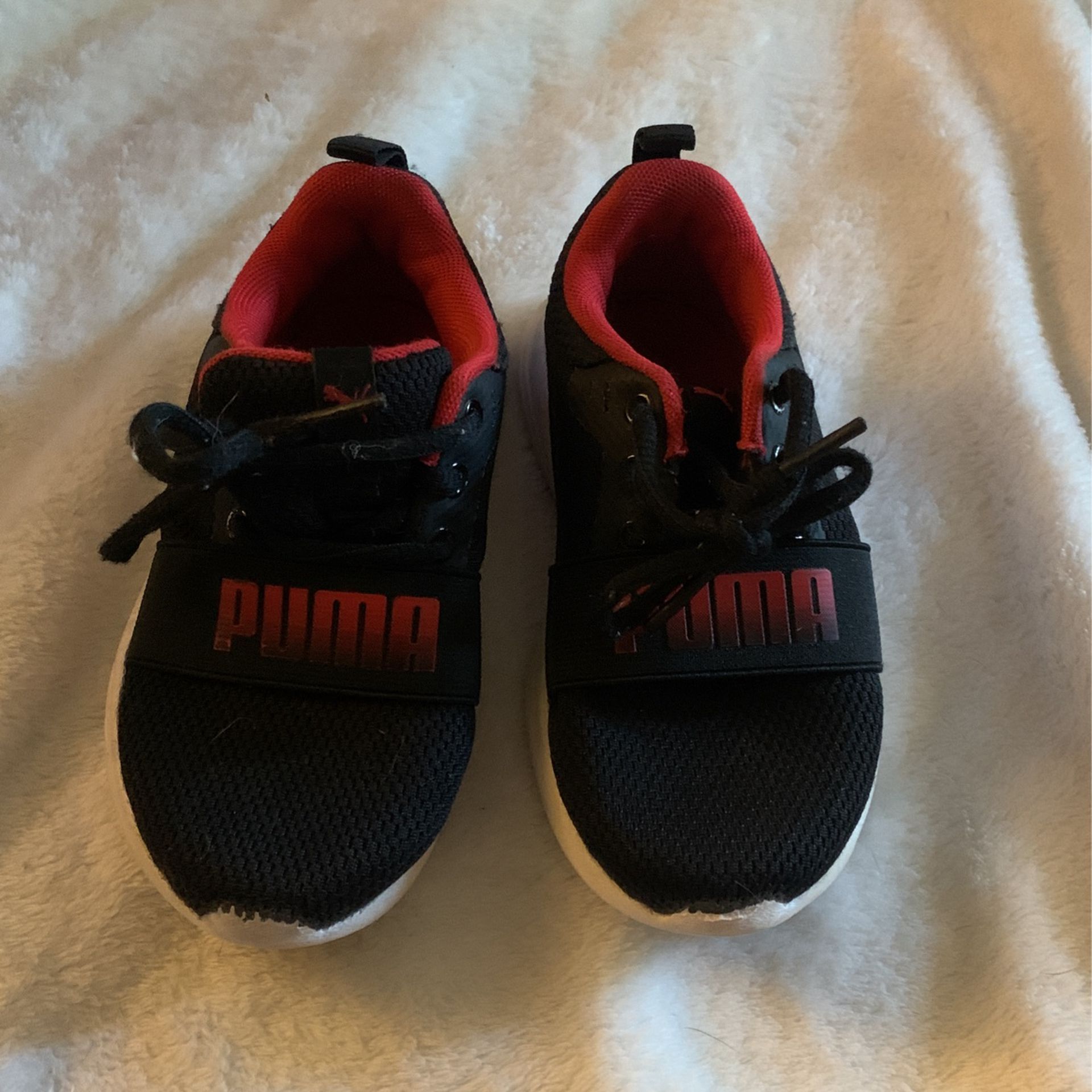 Boys Puma Size 10.  Only Worn Couple Times