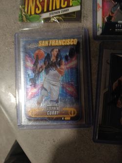 Lot of 6 steph curry cards all milit of 6 steph curry cards all in plastic all mint or betternt or better all in plastic