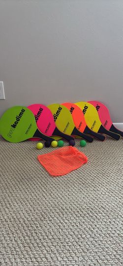 6 ProKadima paddles w/6 balls and carry case