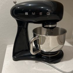 Smeg 5 Qt Stand Mixer 
